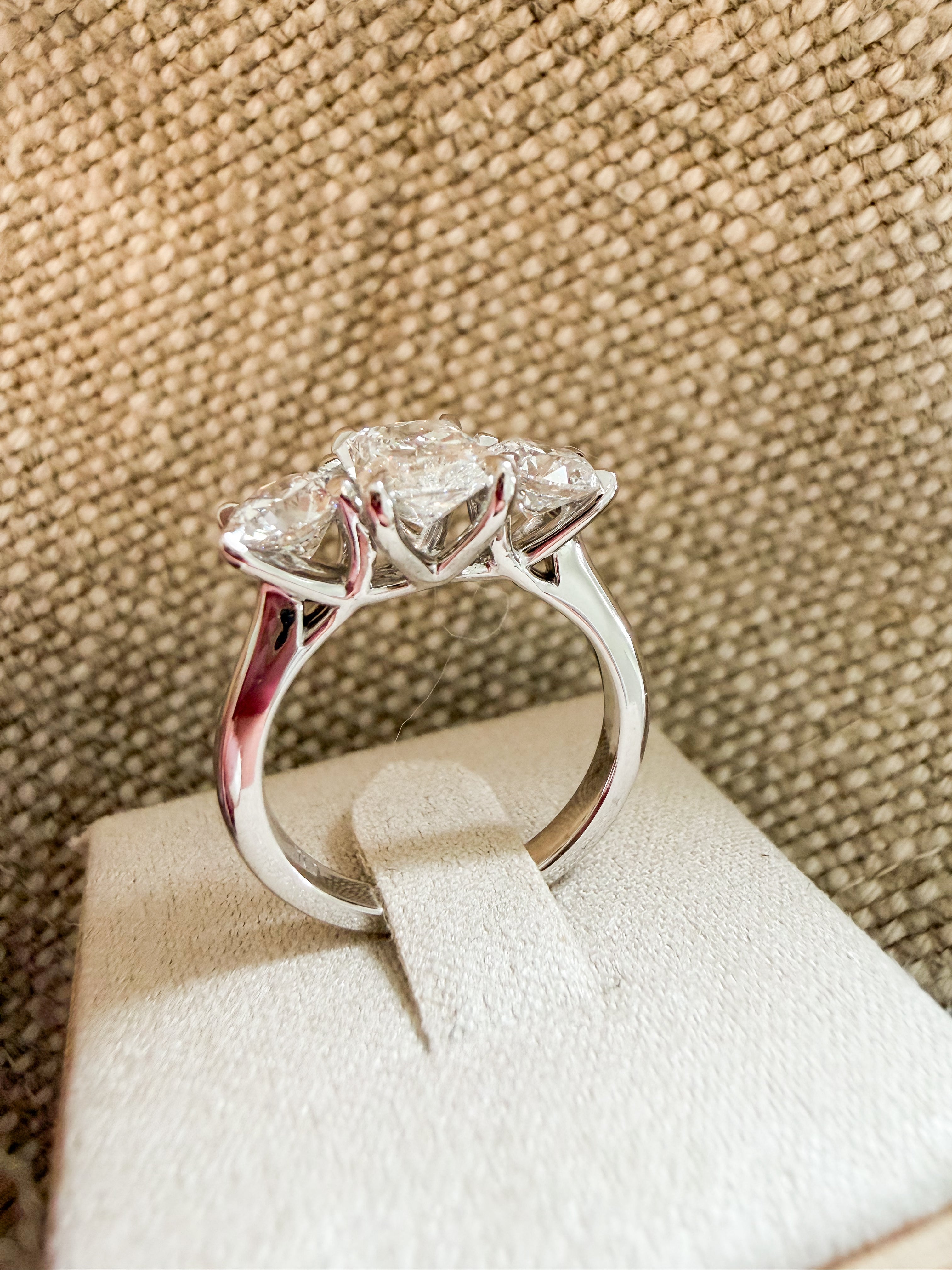 “The Trilogy” | 3 diamond ring in trellis setting