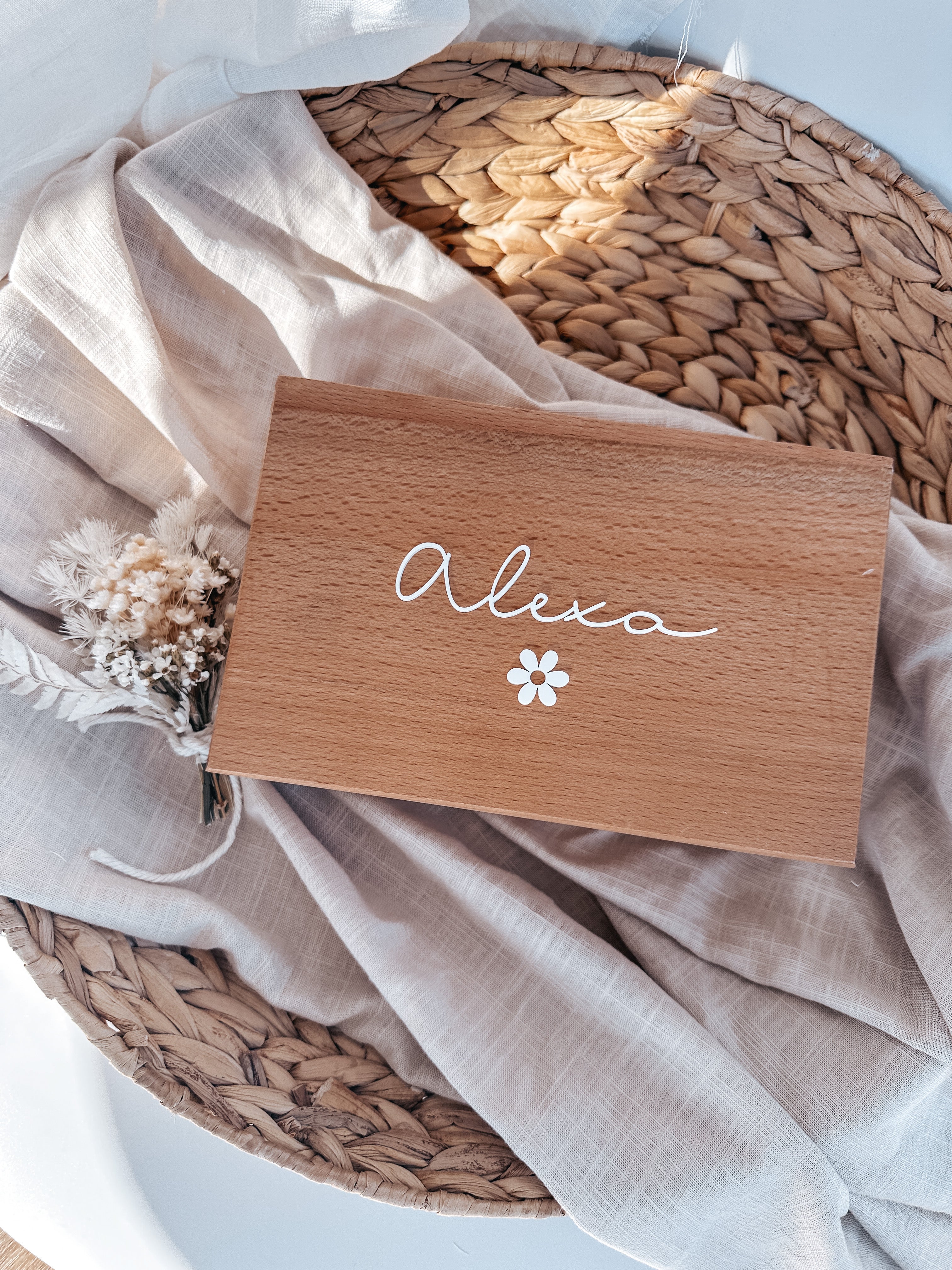 Wooden single or multilayer jewellery box - acrylic name with single daisy