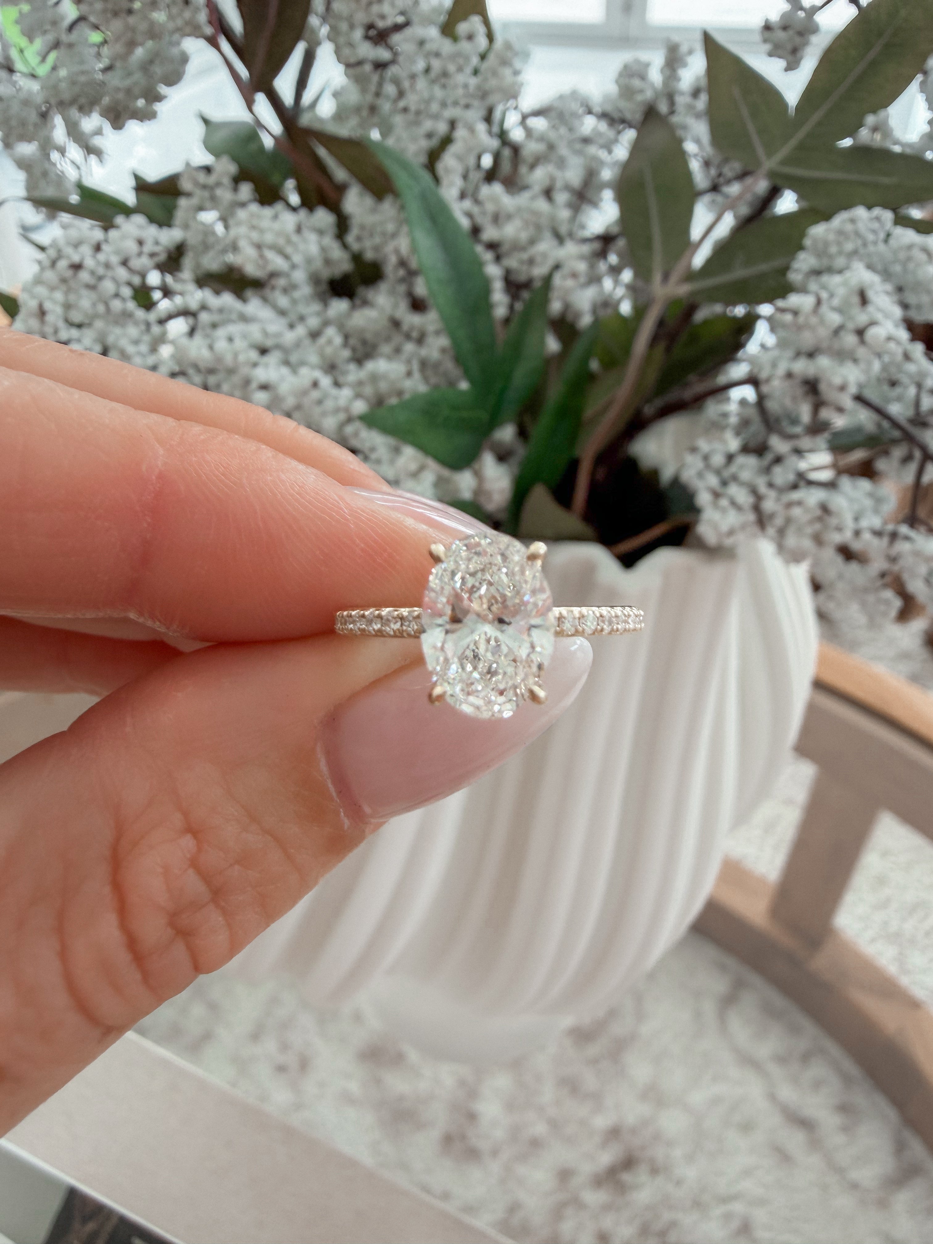 1.75ct TDW Oval Diamond Ring | 9K Yellow Gold