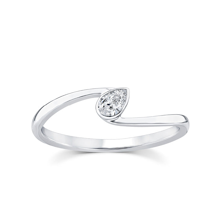 Pear diamond offset ring | 9K White Gold