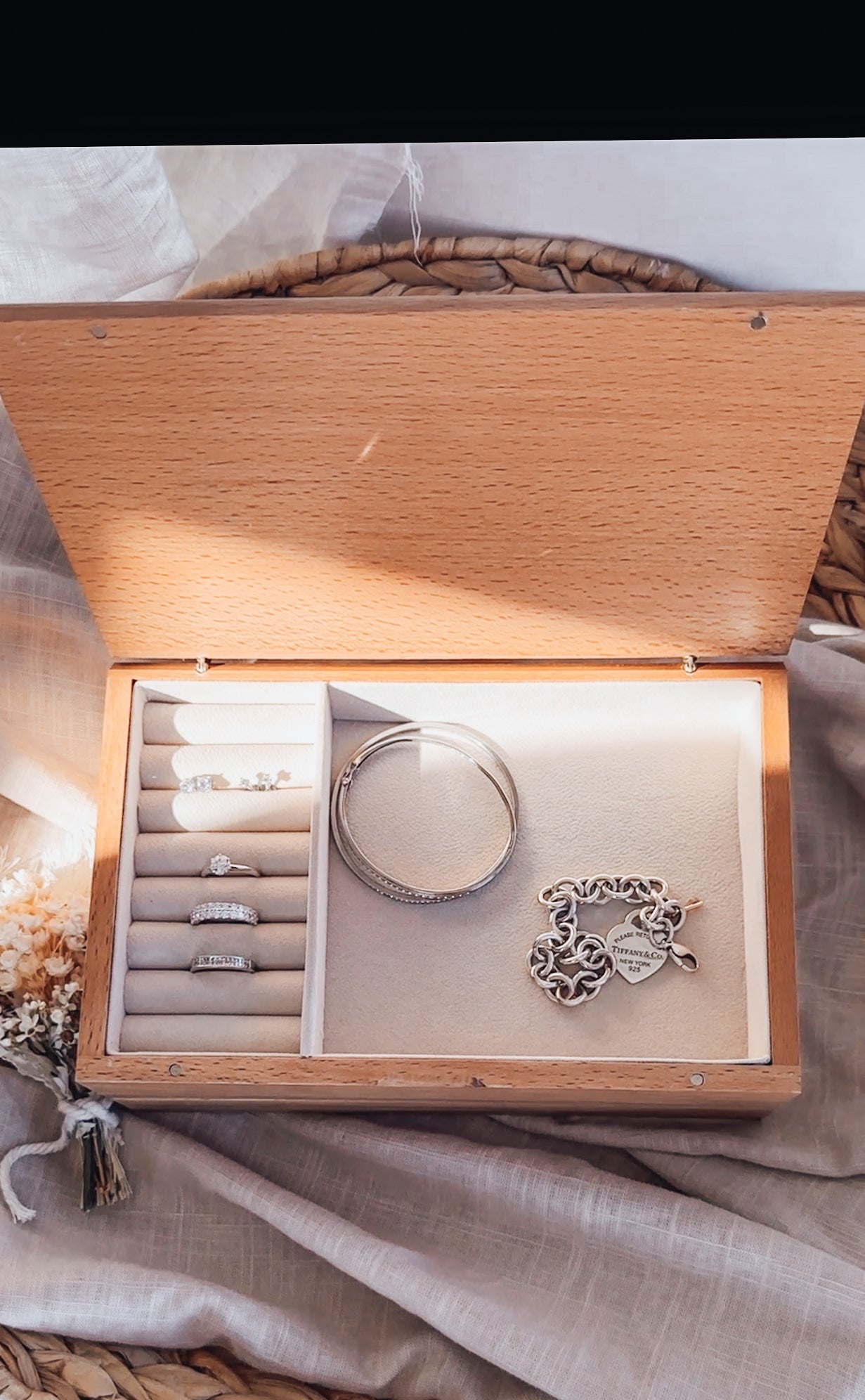 Wooden single or multilayer jewellery box - name with floral bunch above